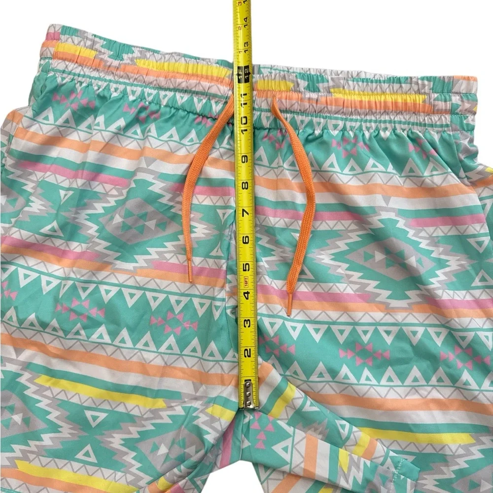 Chubbies Pastel Aztec‎ Tribal Print Men’s Size Large Trunks/Shorts Multicolored